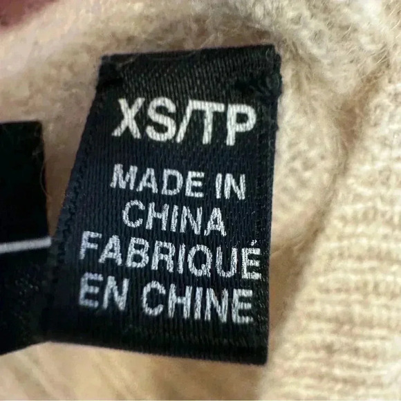 Cashmere saks fifth Ave women’s cashmere sweater cream scoop neck size XS - Picture 9 of 11